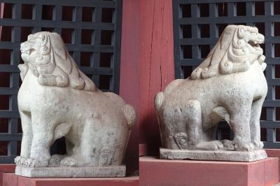 量産型の狛犬が彫られた場所は、近くで原石が採取でき石工集団が固まった中で仏像や狛犬<br>